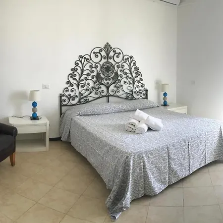 Ermes Appartamento Levanto